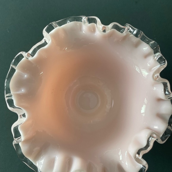 Pink Ruffled Glass Bowl - Picture 3 of 3